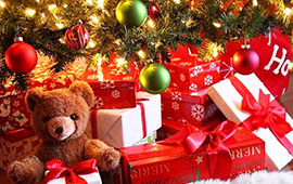 Weihnachtsbaum-Geschenke-Stofftier